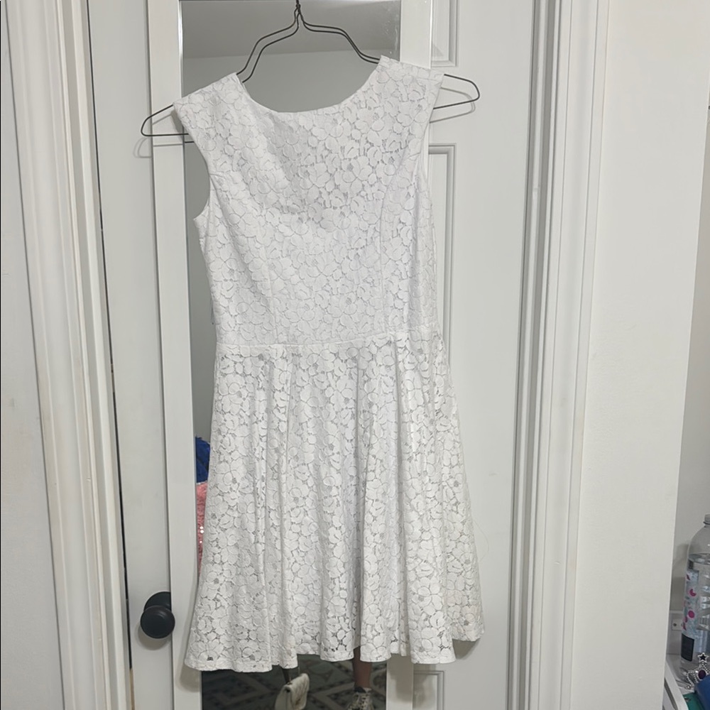 Elegant White Lace Kids Dress
